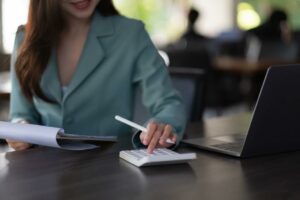 Berufsunfähigkeitsversicherung Vorteile und Nachteile vergleichen Berufsunfähigkeitsversicherung Vorteile und Nachteile vergleichen